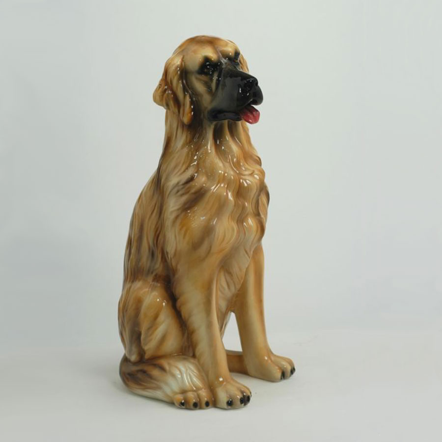 Golden Retriever dog statue