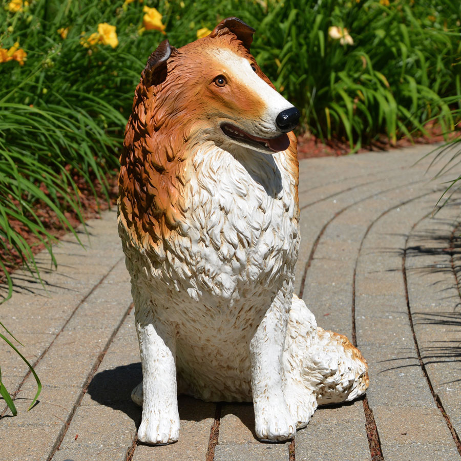 Lassie figurine