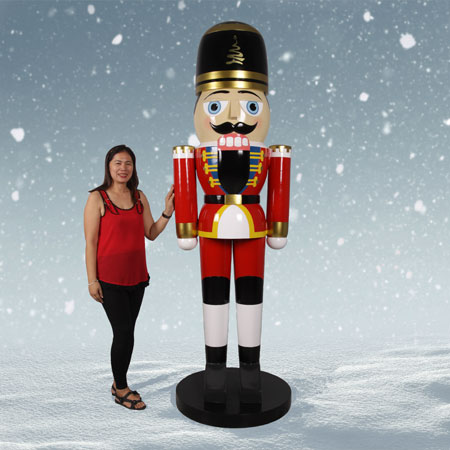8 foot Nutcrackers
