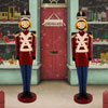 Outdoor Tin soldiers